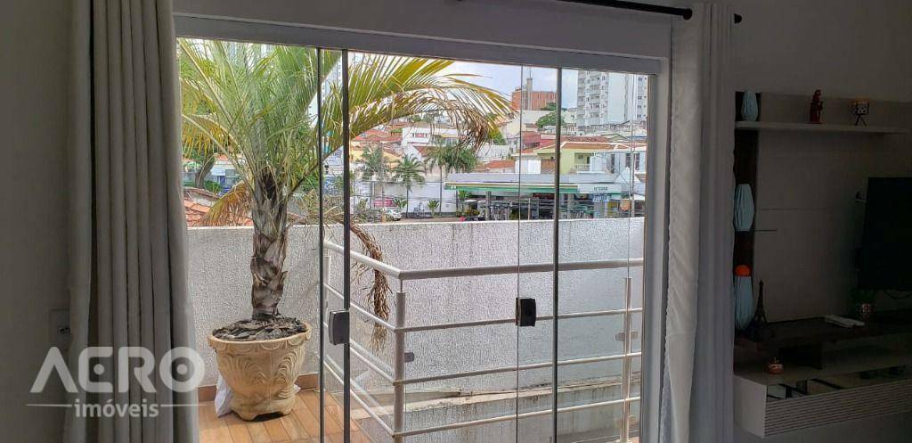 Casa à venda e aluguel com 3 quartos, 440m² - Foto 19