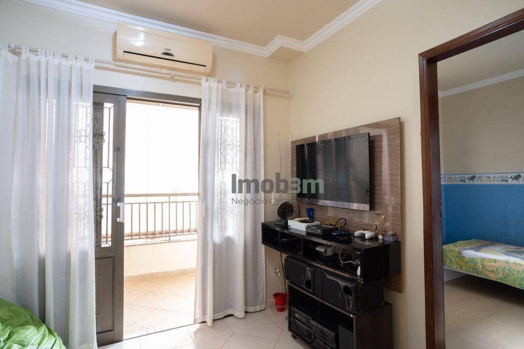 Casa à venda com 3 quartos, 250m² - Foto 11