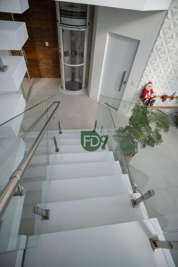 Casa de Condomínio à venda com 4 quartos, 568m² - Foto 5