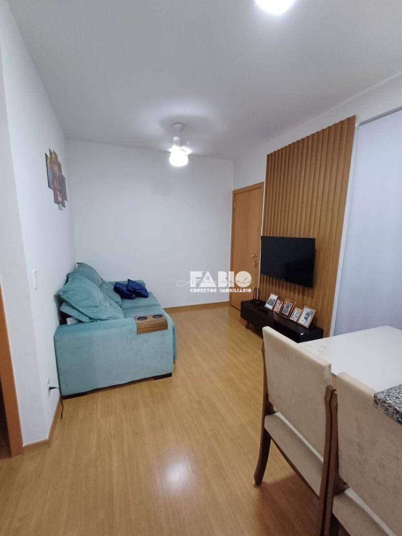 Apartamento à venda com 2 quartos, 40m² - Foto 14