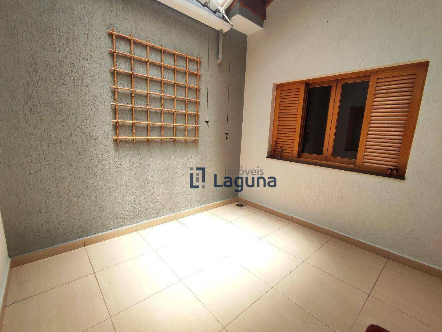 Casa à venda com 3 quartos, 230m² - Foto 59