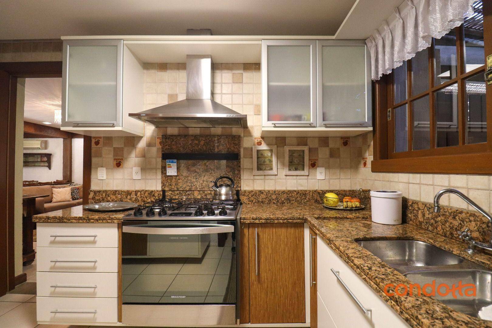 Casa de Condomínio para alugar com 3 quartos, 1000M2 - Foto 22