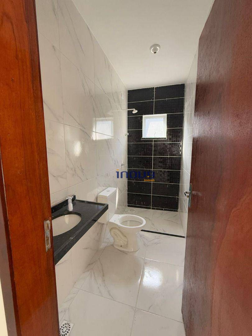 Casa à venda com 3 quartos, 82m² - Foto 6