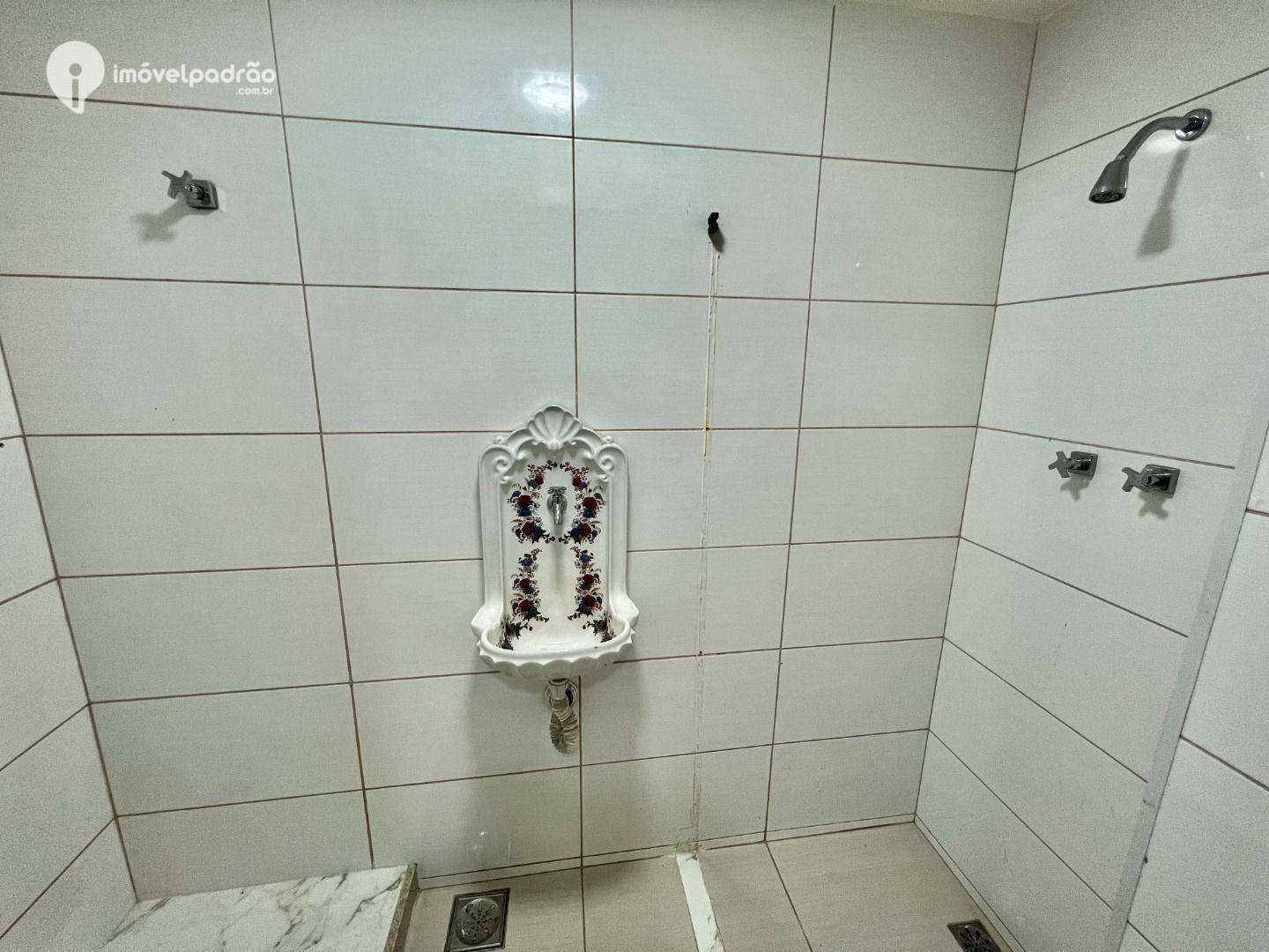 Apartamento à venda com 4 quartos, 220m² - Foto 23