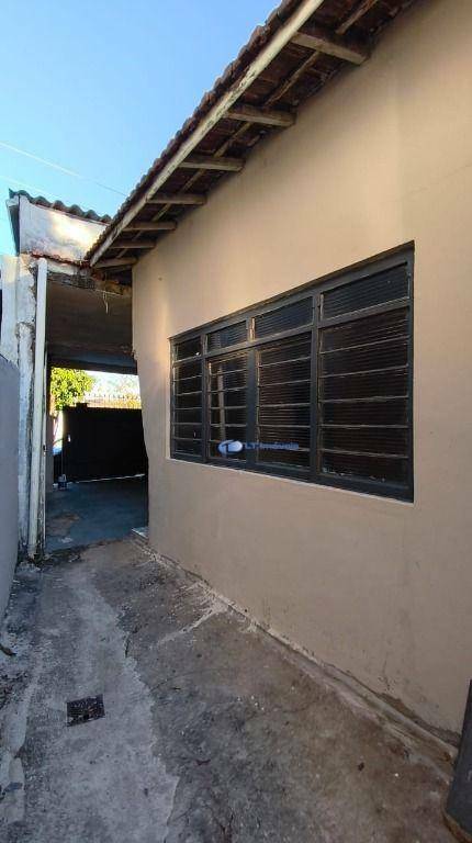 Casa para alugar com 3 quartos, 175m² - Foto 4