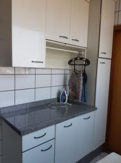 Apartamento à venda com 3 quartos, 110m² - Foto 2