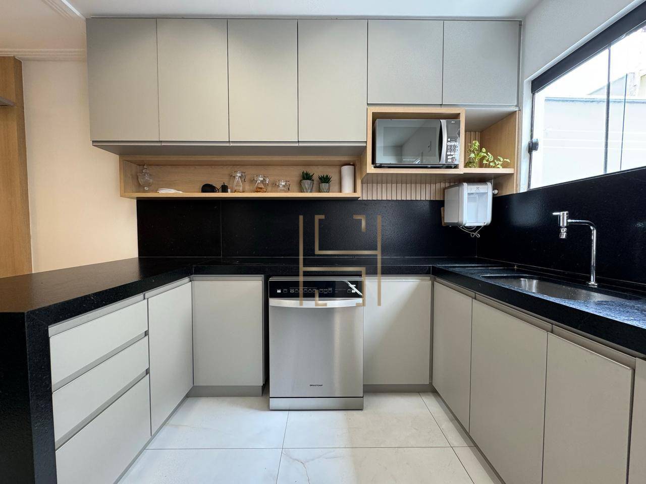 Casa, 3 quartos, 139 m² - Foto 2