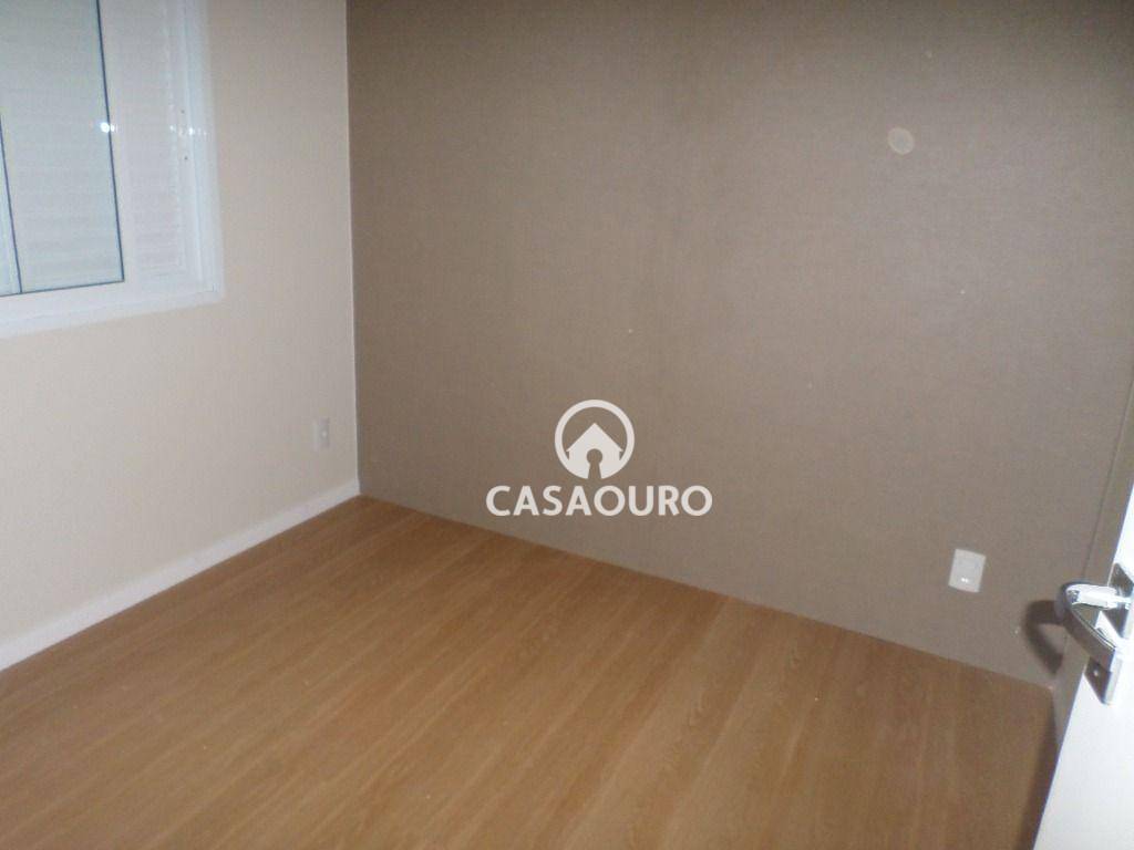 Apartamento à venda com 3 quartos, 75m² - Foto 18