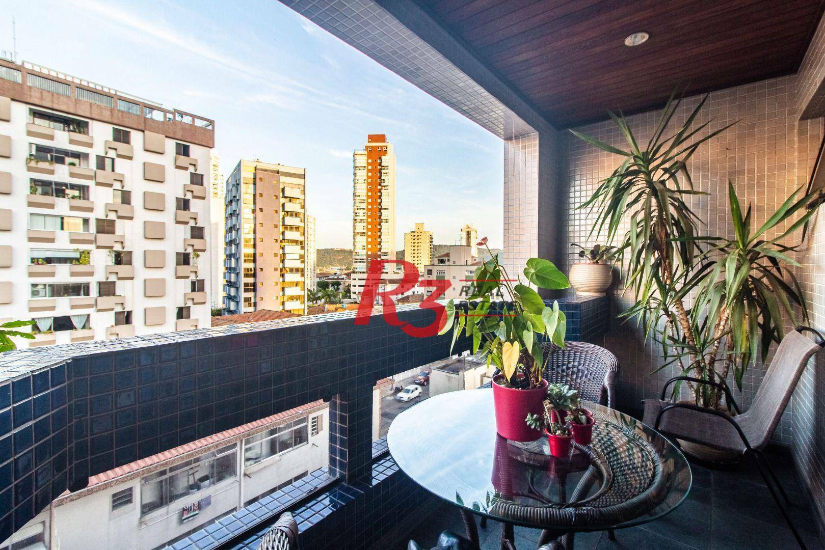 Apartamento à venda com 3 quartos, 156m² - Foto 1