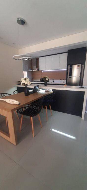 Apartamento à venda com 3 quartos, 89m² - Foto 2