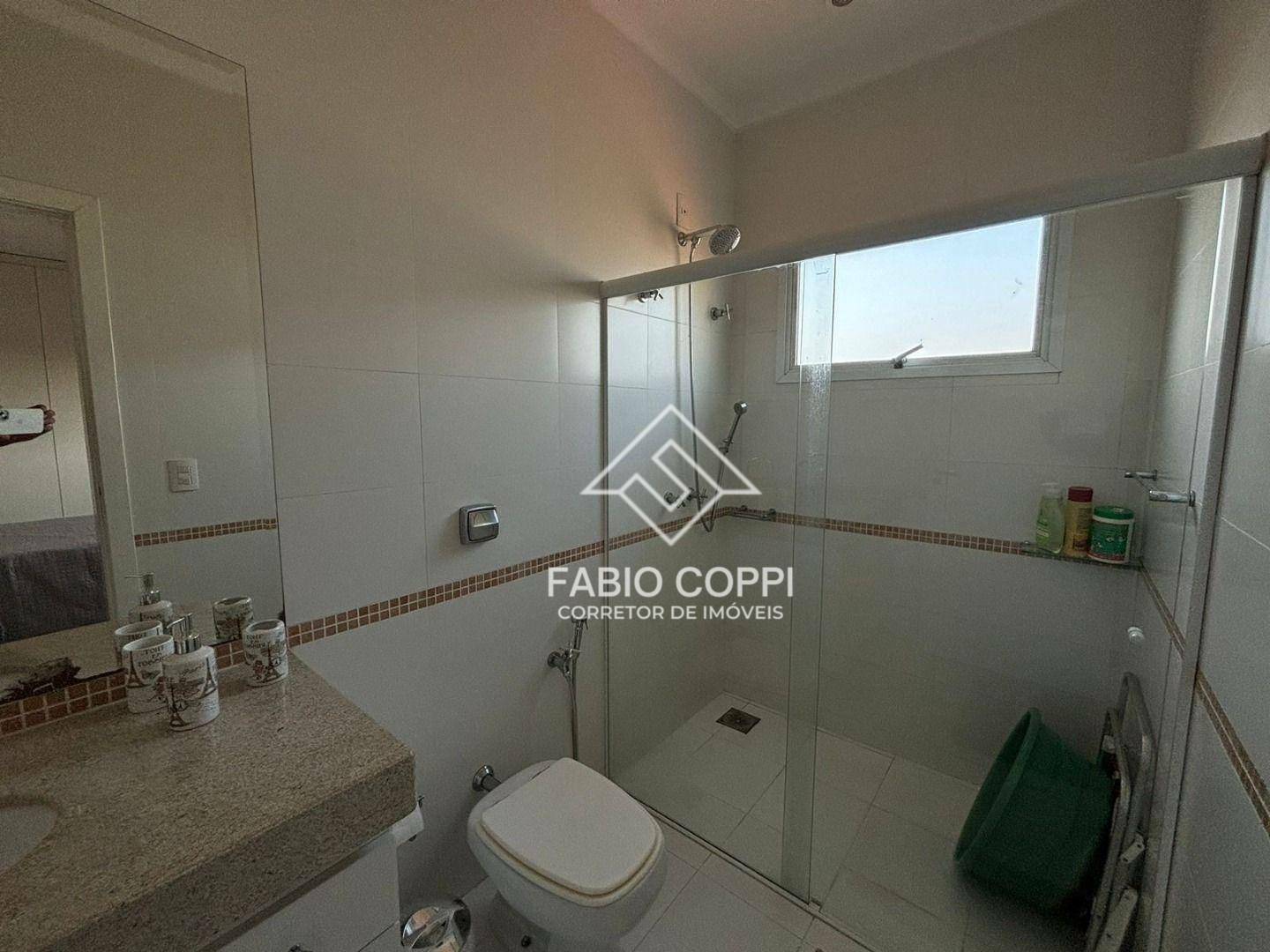 Casa de Condomínio à venda com 4 quartos, 375m² - Foto 18