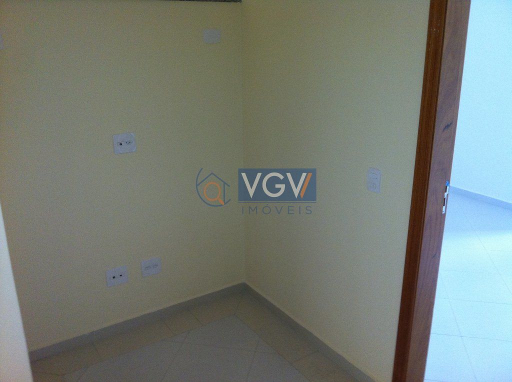 Casa à venda com 3 quartos, 102m² - Foto 11