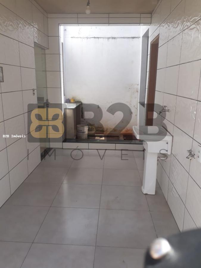 Casa à venda com 3 quartos, 130m² - Foto 12