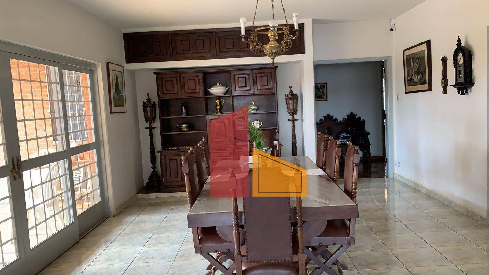 Casa para alugar com 8 quartos, 665m² - Foto 13