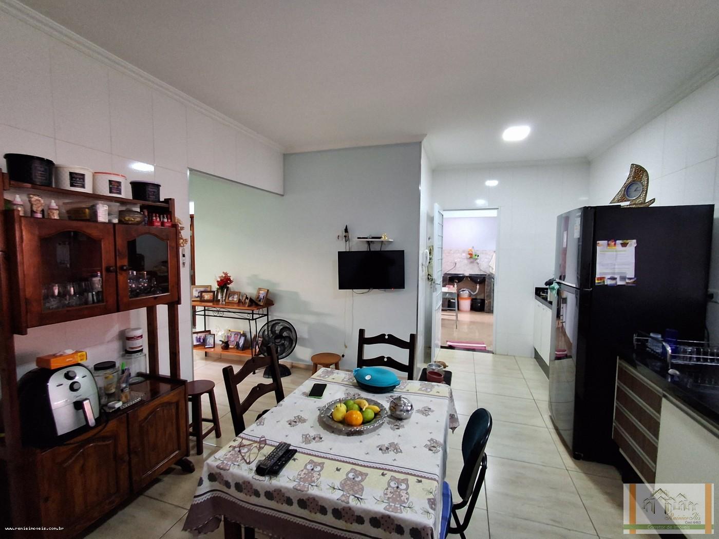 Casa para alugar com 3 quartos, 360m² - Foto 15