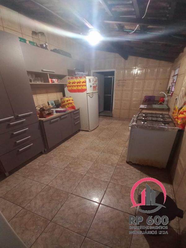 Sobrado à venda com 5 quartos, 390m² - Foto 11