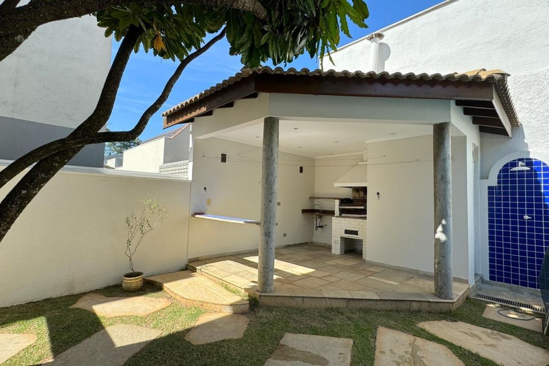 Casa de Condomínio à venda com 3 quartos, 360m² - Foto 30