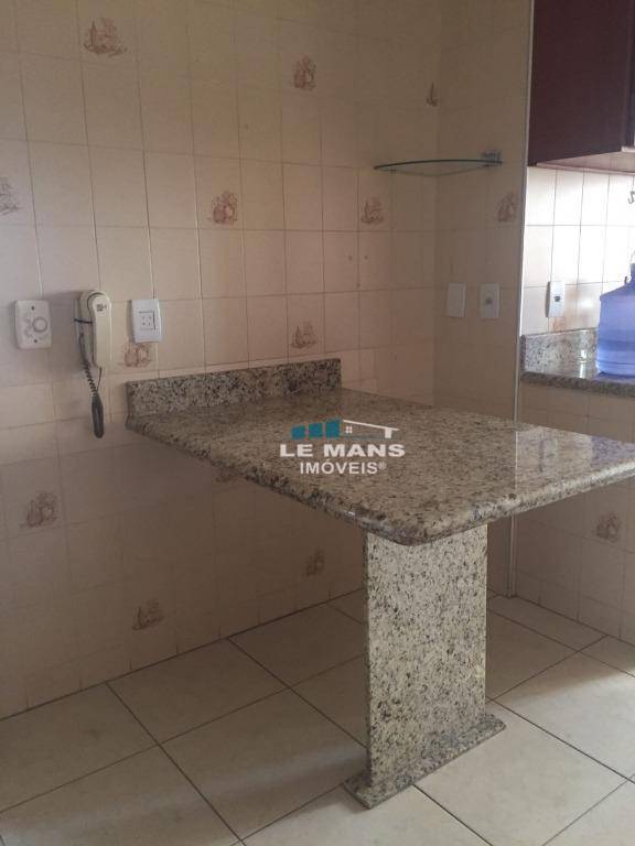 Apartamento à venda com 3 quartos, 101m² - Foto 7