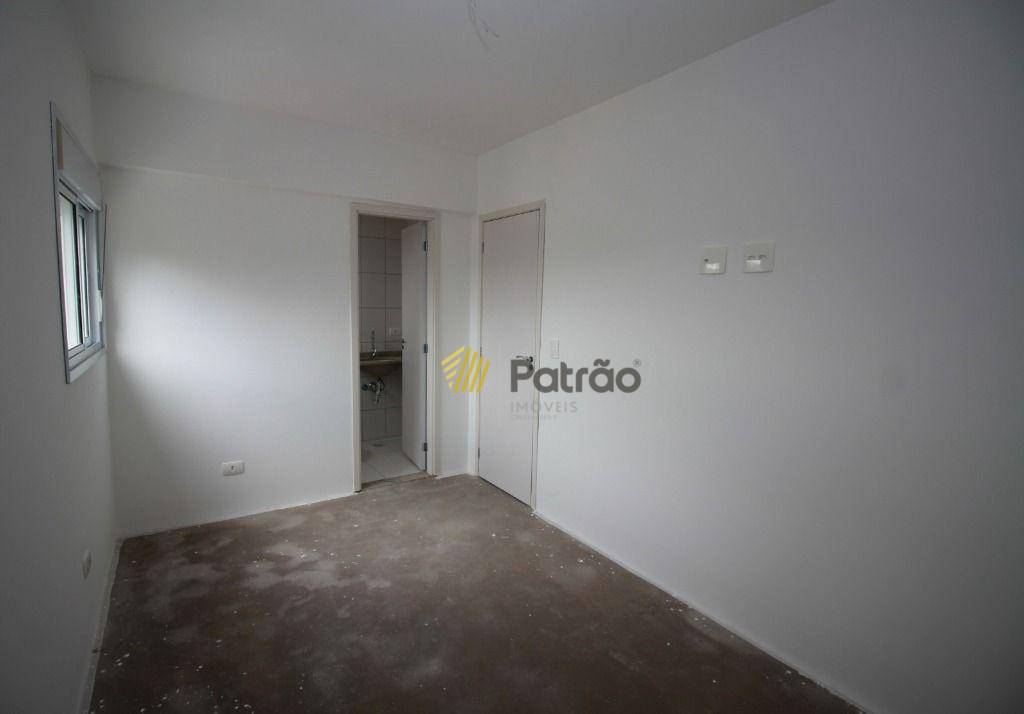 Apartamento à venda com 2 quartos, 69m² - Foto 1