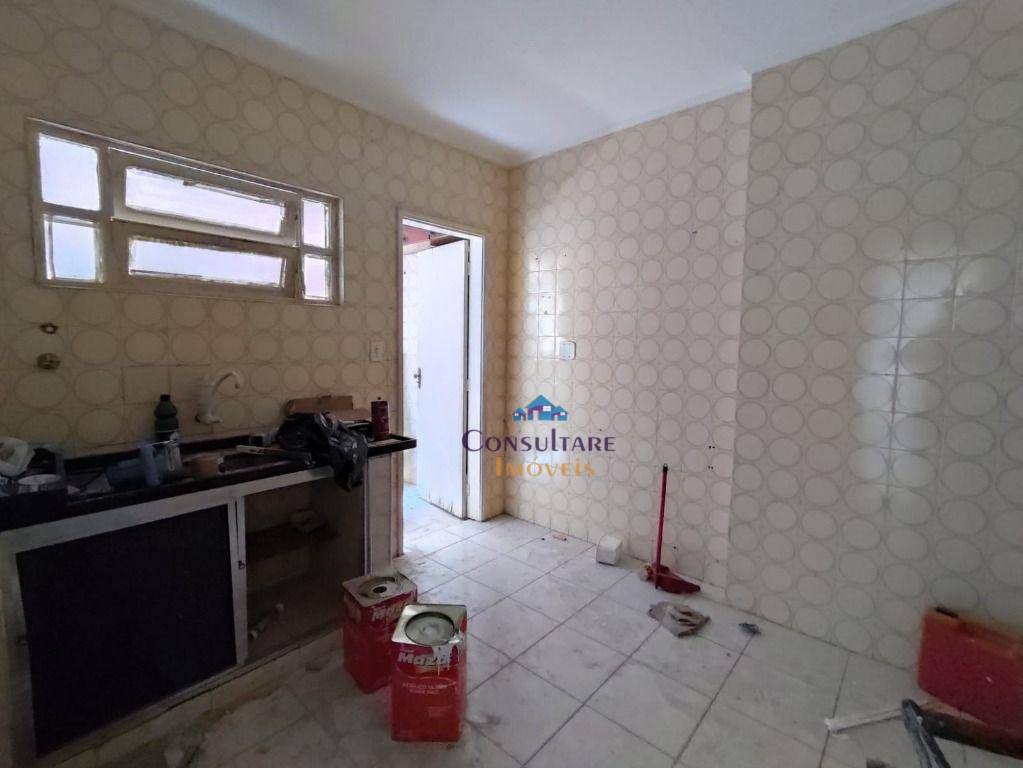 Apartamento para alugar com 3 quartos, 107m² - Foto 3