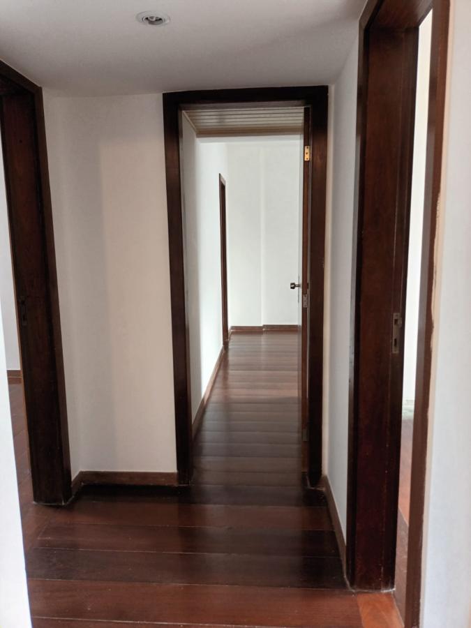 Apartamento à venda com 4 quartos, 172m² - Foto 17