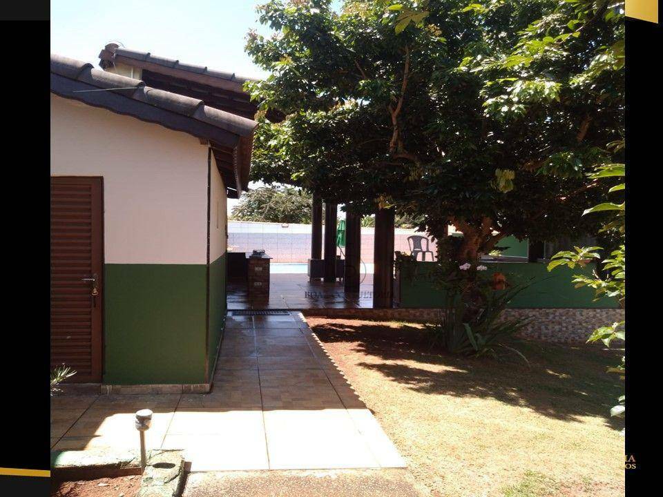 Chácara à venda com 2 quartos, 298m² - Foto 18