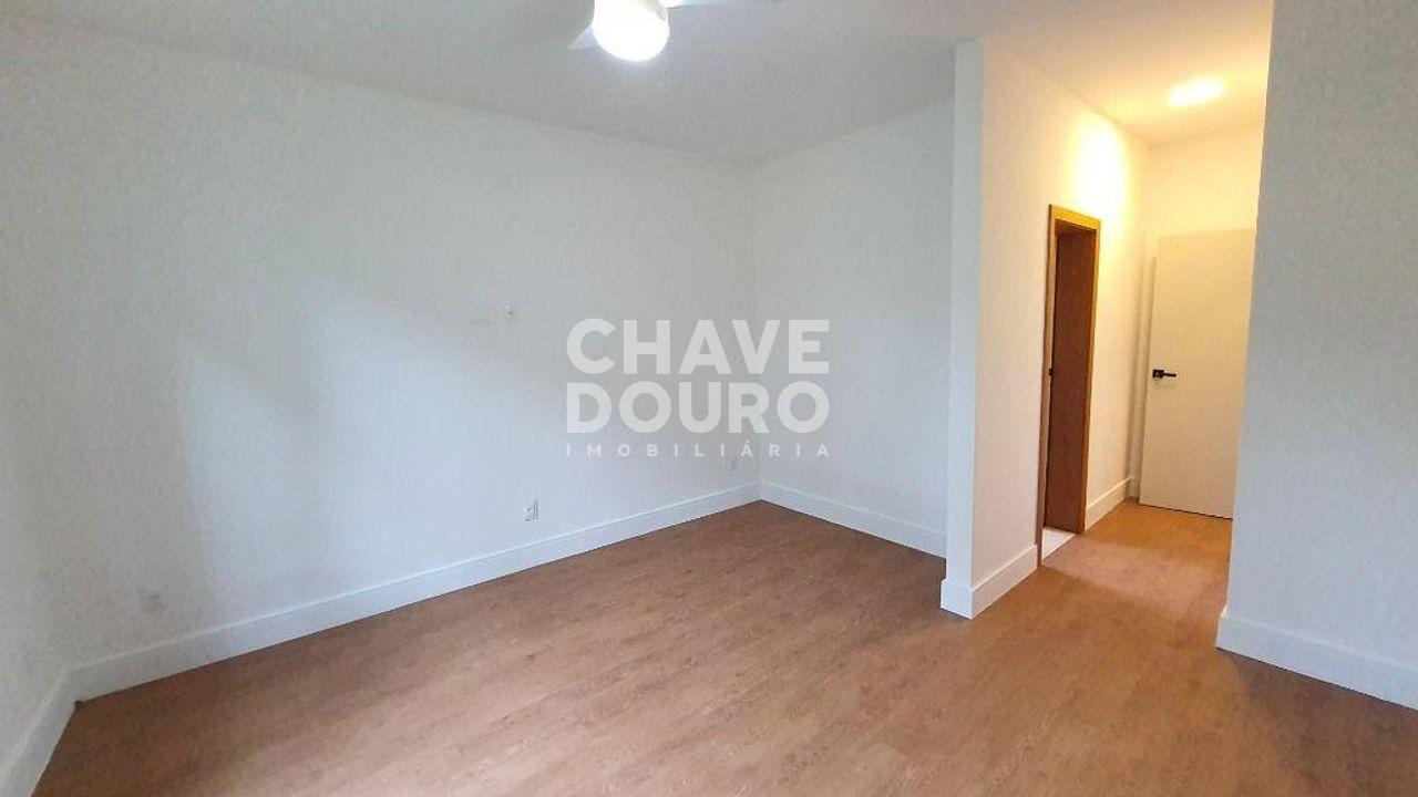 Casa à venda com 4 quartos, 851m² - Foto 25