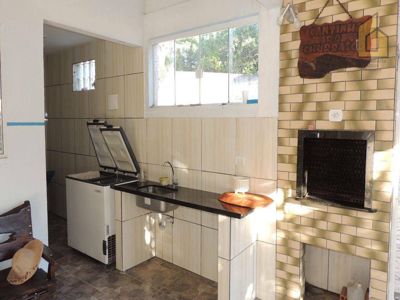 Chácara à venda com 3 quartos, 300m² - Foto 6