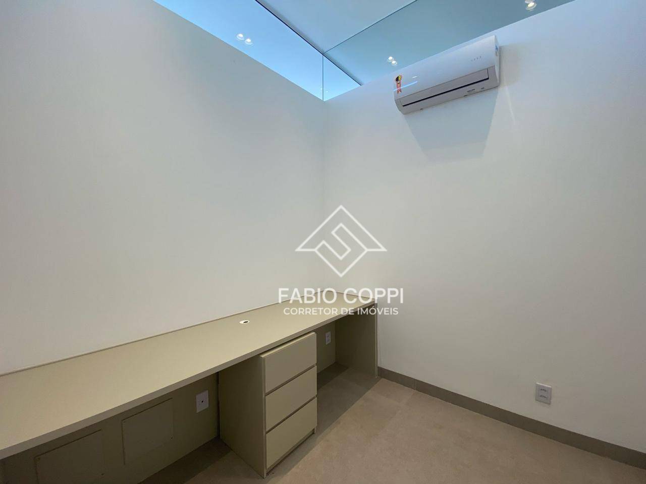 Casa de Condomínio à venda com 3 quartos, 238m² - Foto 28