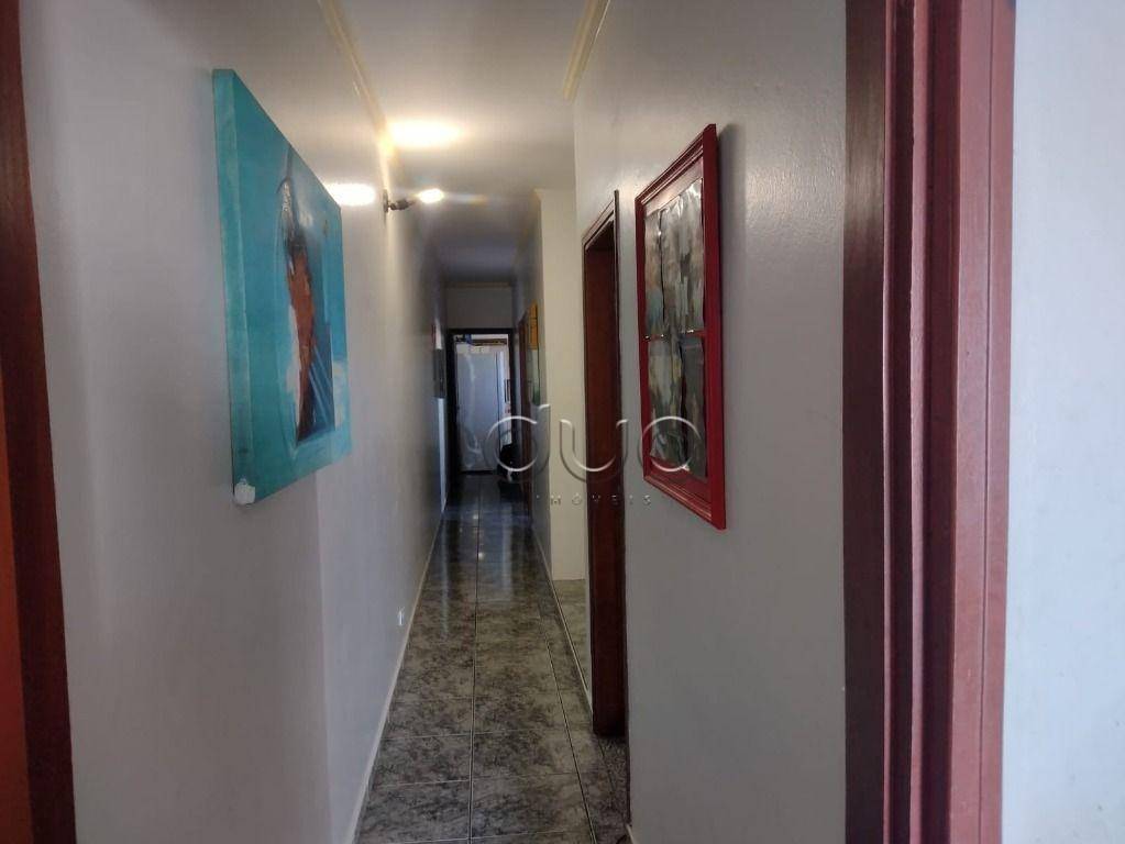 Casa à venda com 2 quartos, 303m² - Foto 10