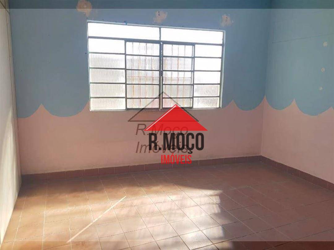 Sobrado à venda com 10 quartos, 219m² - Foto 4