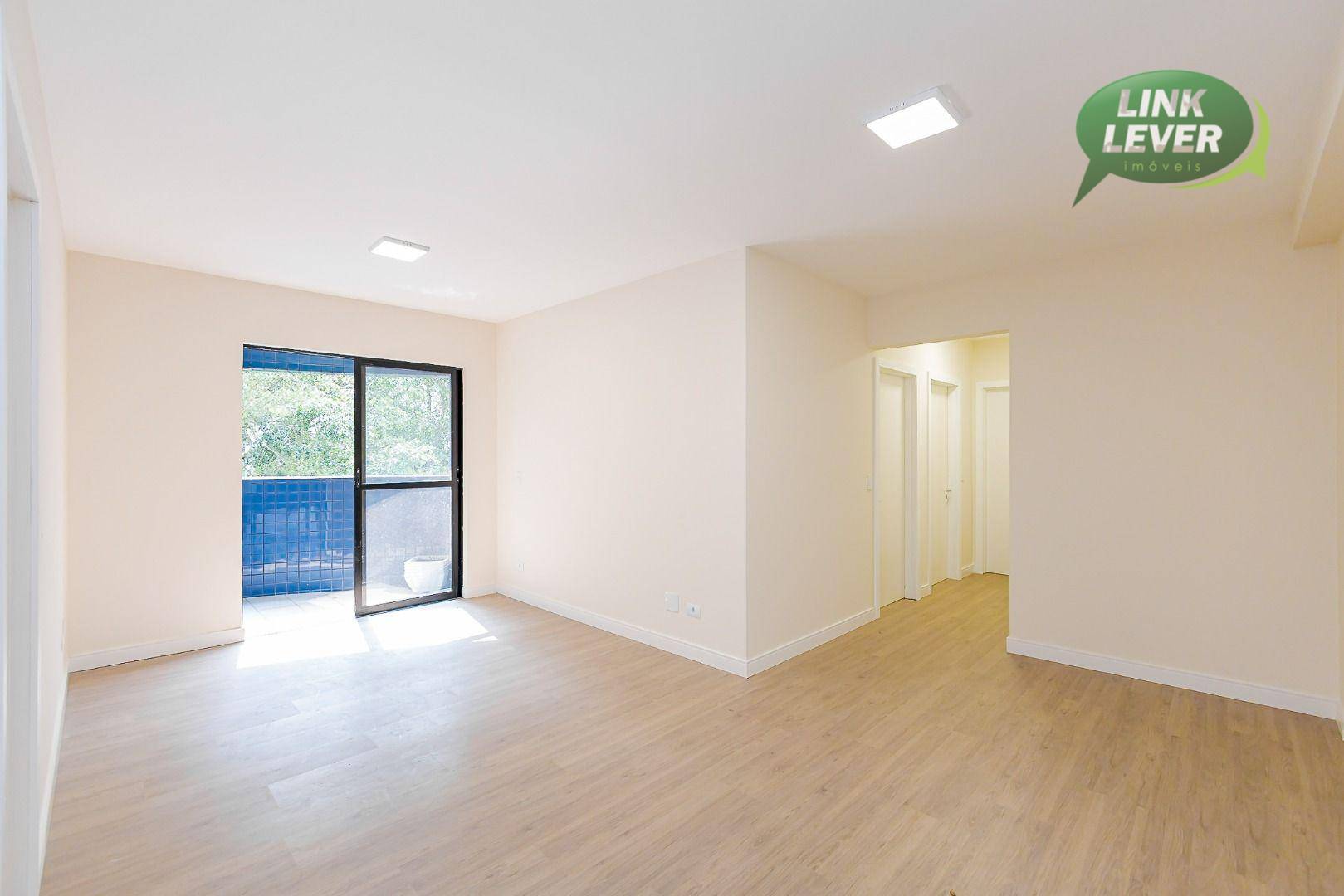 Apartamento à venda com 3 quartos, 99m² - Foto 3