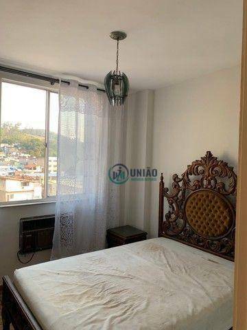 Apartamento à venda com 2 quartos, 60m² - Foto 11