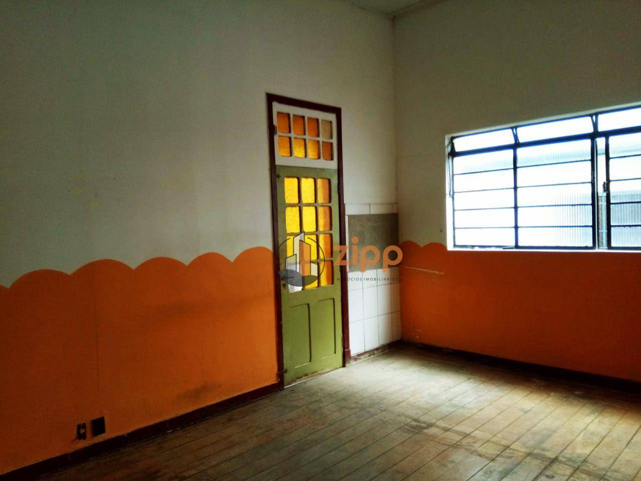 Casa à venda com 5 quartos, 100m² - Foto 2