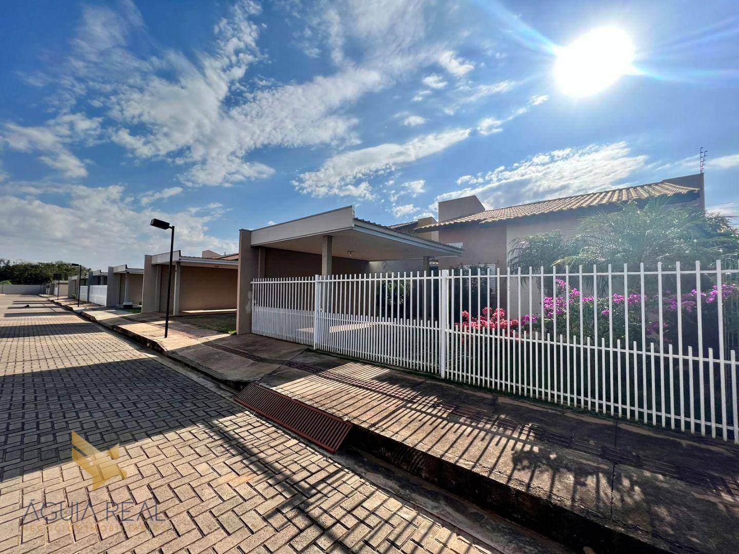 Casa de Condomínio à venda com 3 quartos, 85m² - Foto 2