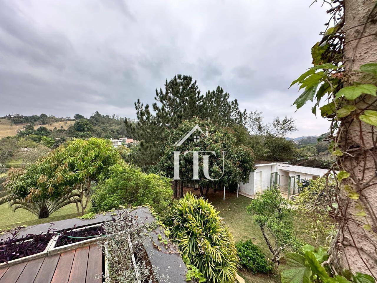 Chácara à venda e aluguel com 5 quartos, 900m² - Foto 51