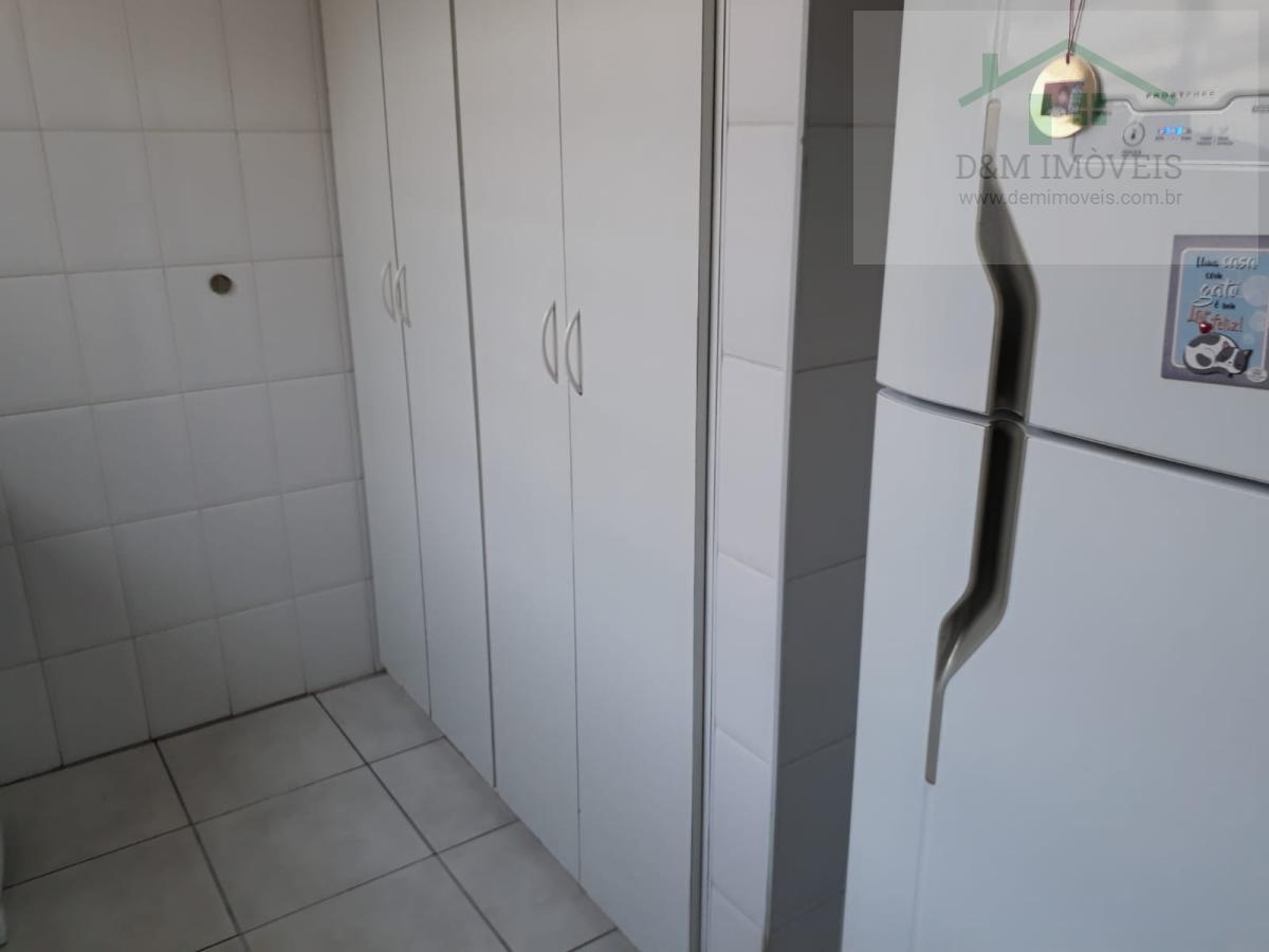 Apartamento à venda com 2 quartos, 78m² - Foto 24