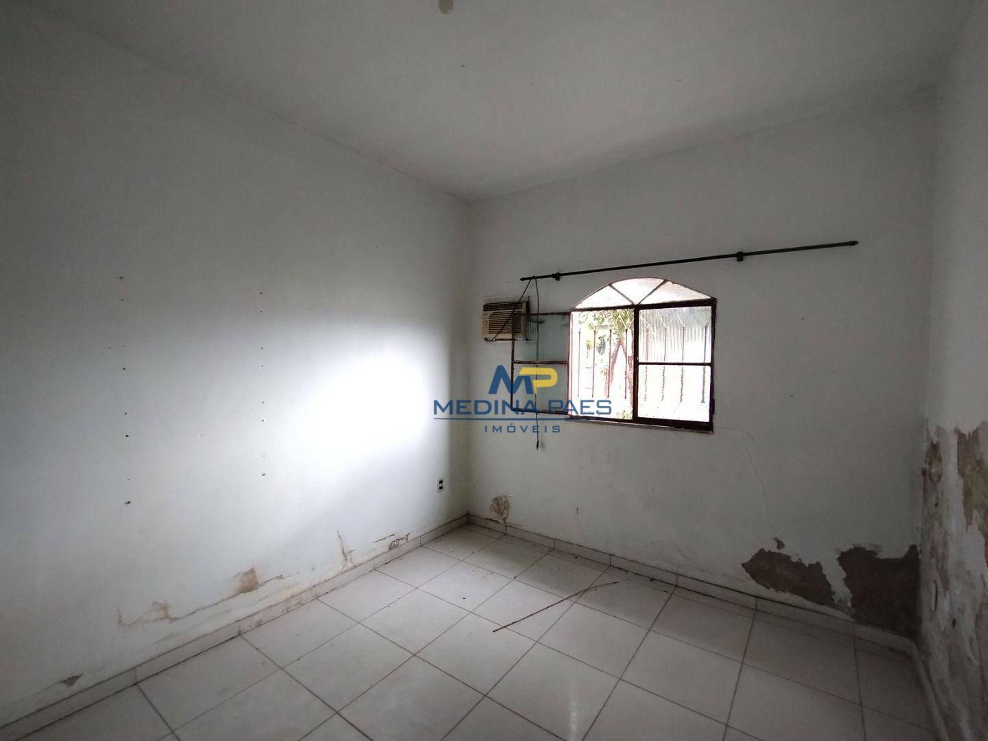 Casa à venda com 4 quartos, 100m² - Foto 70