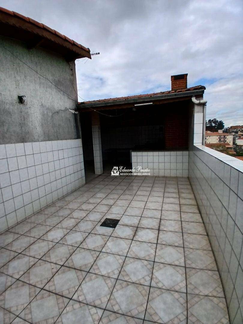 Casa para alugar com 4 quartos, 130m² - Foto 38