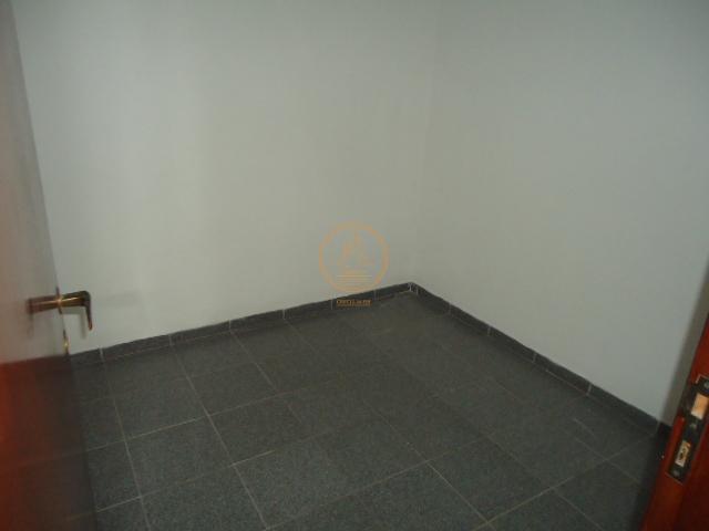 Apartamento à venda com 3 quartos, 220m² - Foto 16