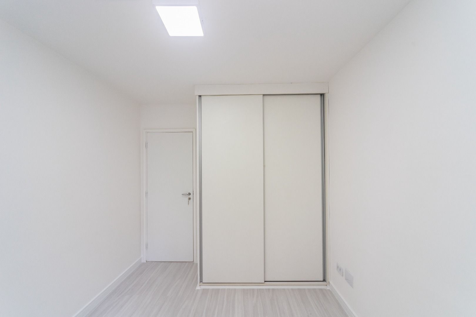 Apartamento à venda com 2 quartos, 61m² - Foto 21