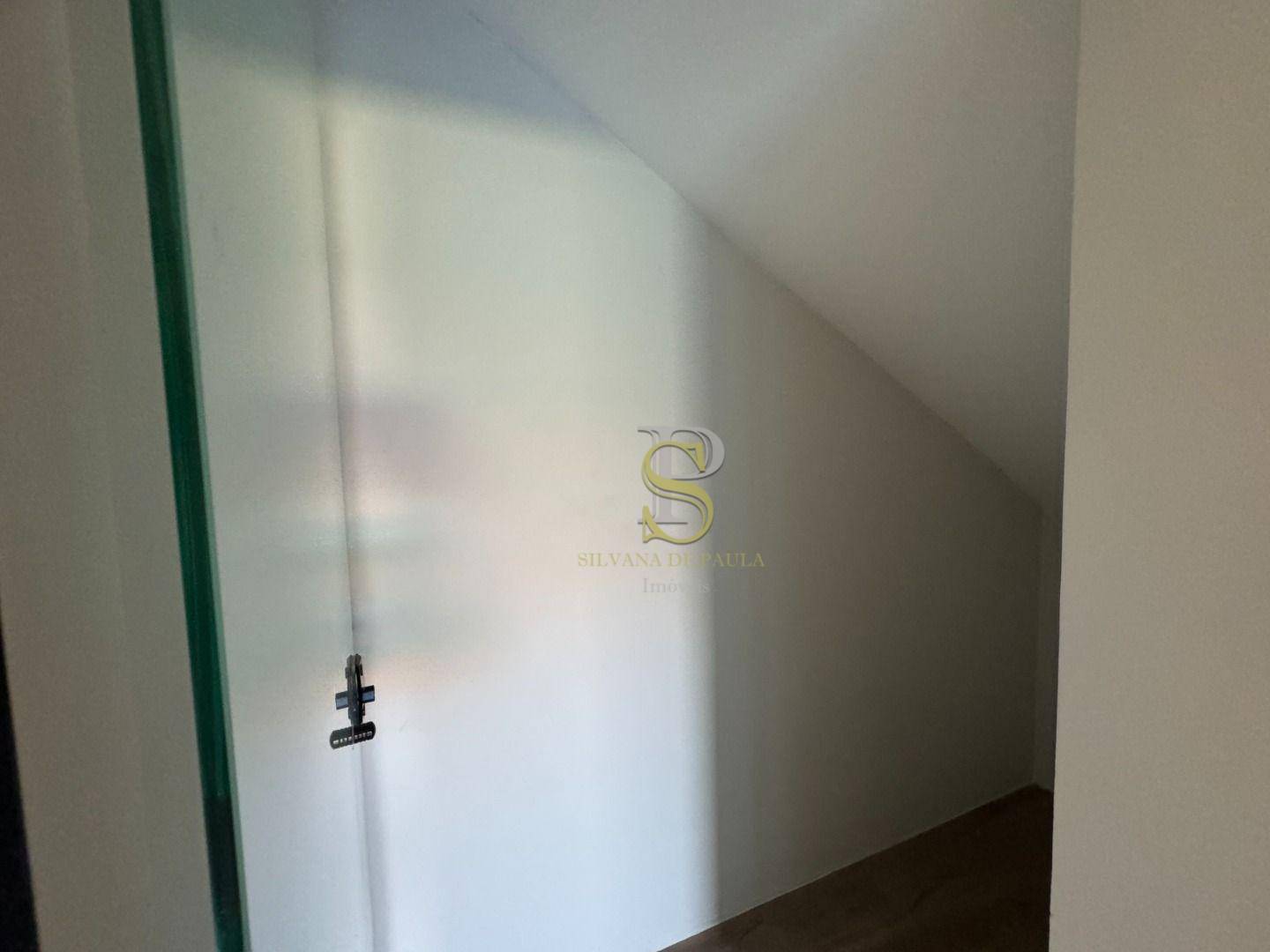 Casa à venda com 3 quartos, 190m² - Foto 11