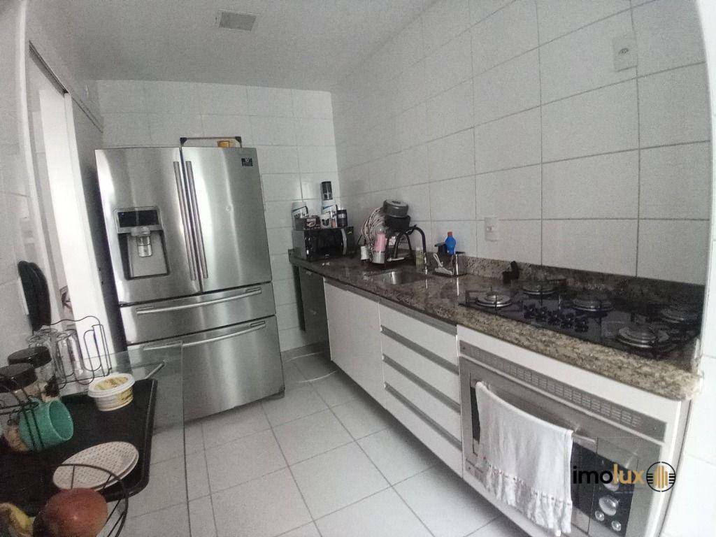 Apartamento à venda com 3 quartos, 96m² - Foto 12
