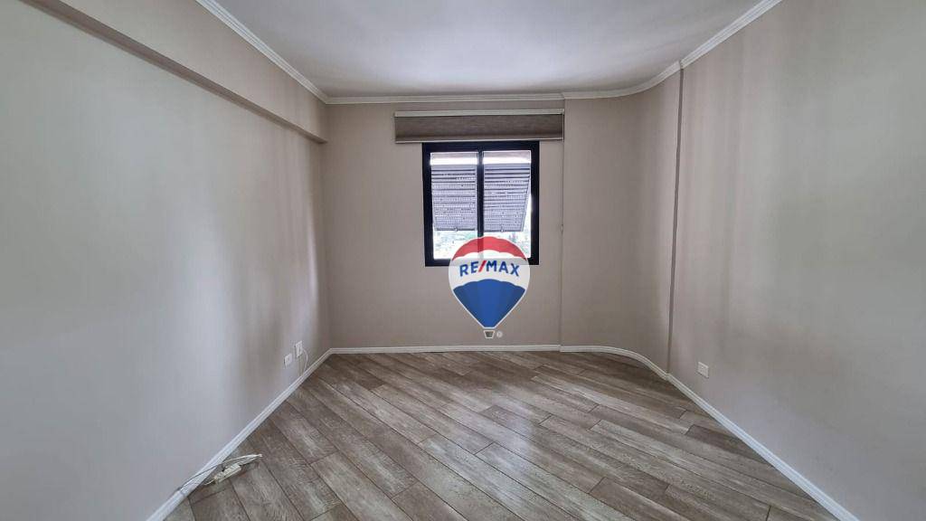 Apartamento à venda com 3 quartos, 207m² - Foto 15