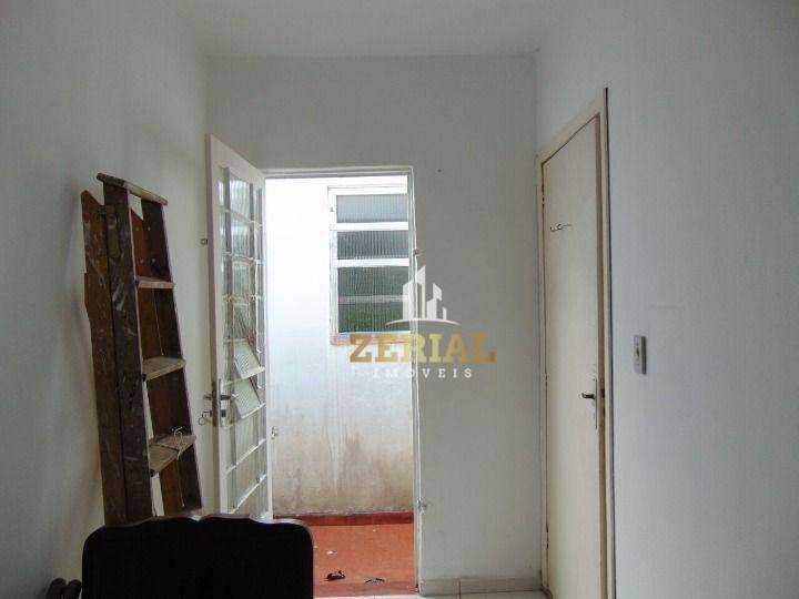 Casa à venda com 4 quartos, 300m² - Foto 35