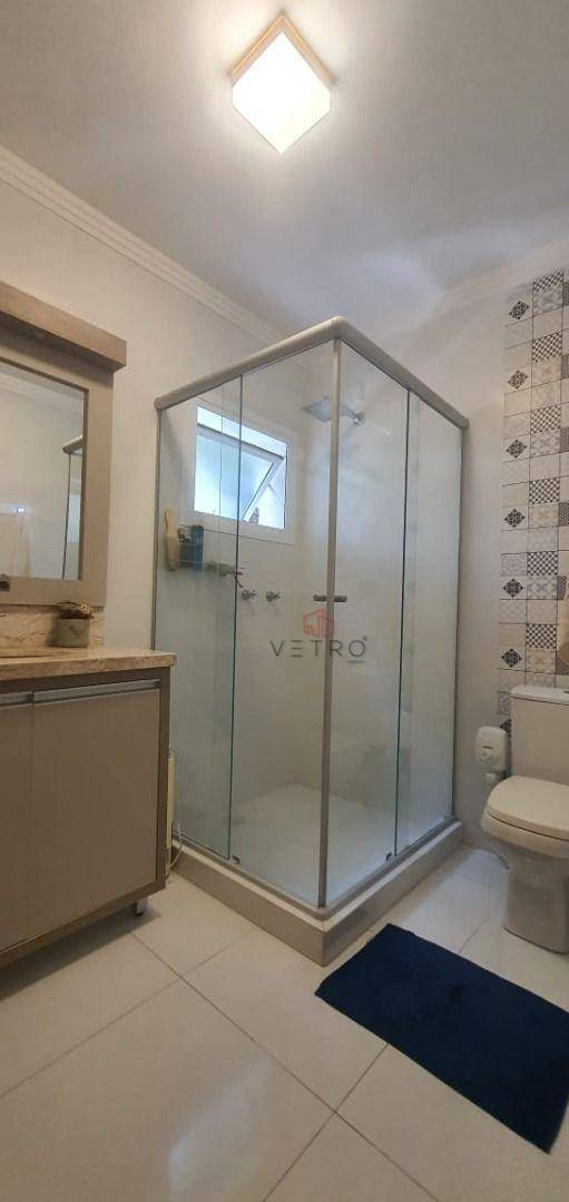 Apartamento à venda com 3 quartos, 123m² - Foto 9