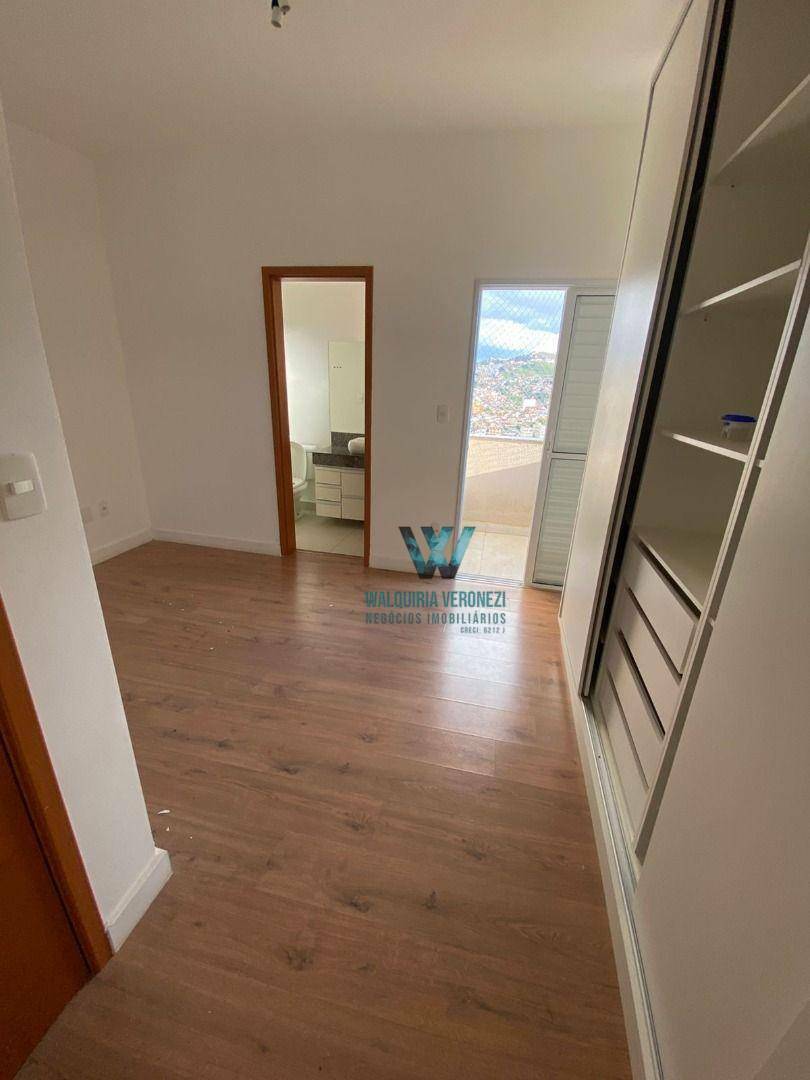 Casa à venda com 3 quartos, 160m² - Foto 14