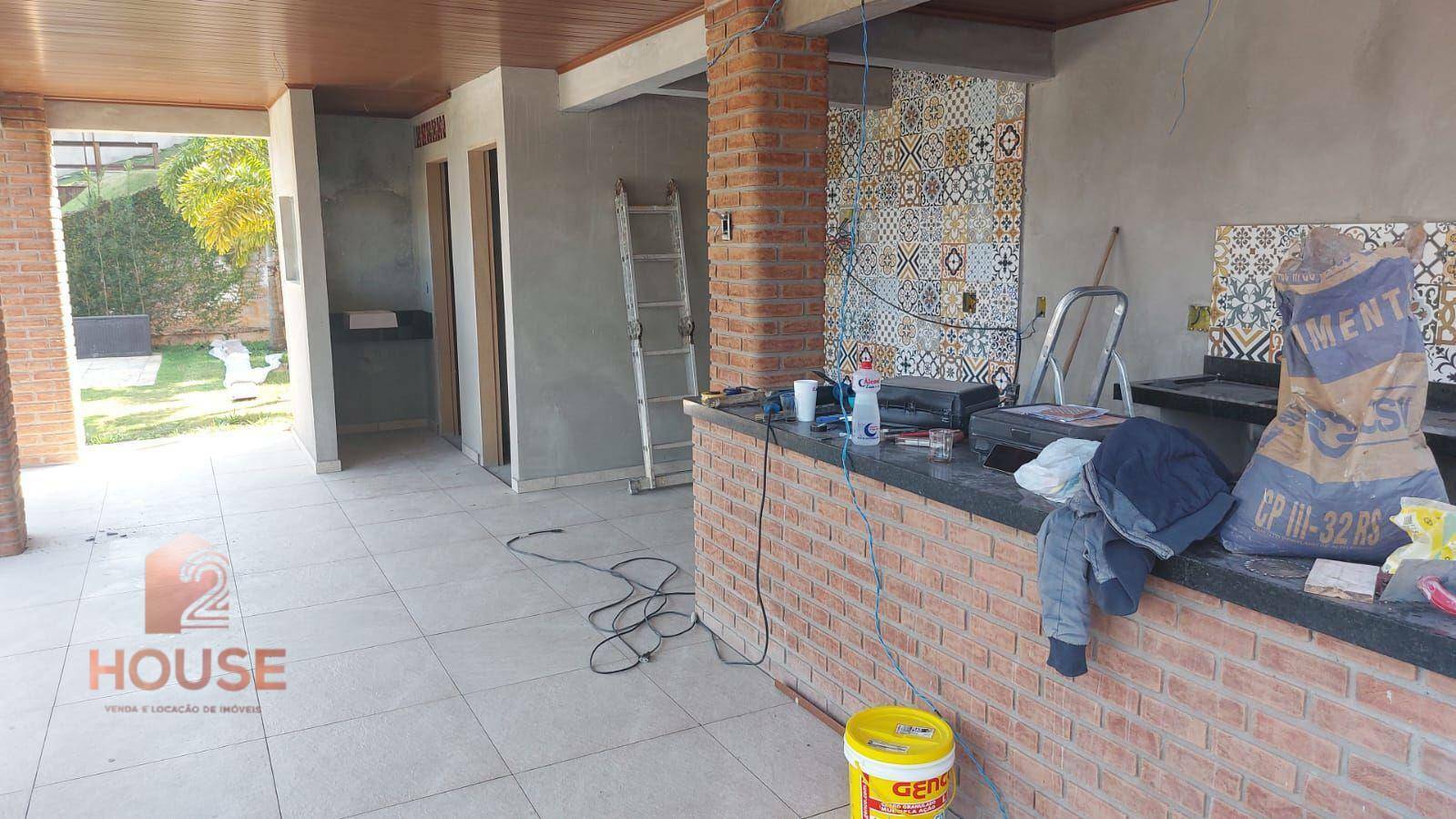 Casa de Condomínio à venda com 4 quartos, 400m² - Foto 11