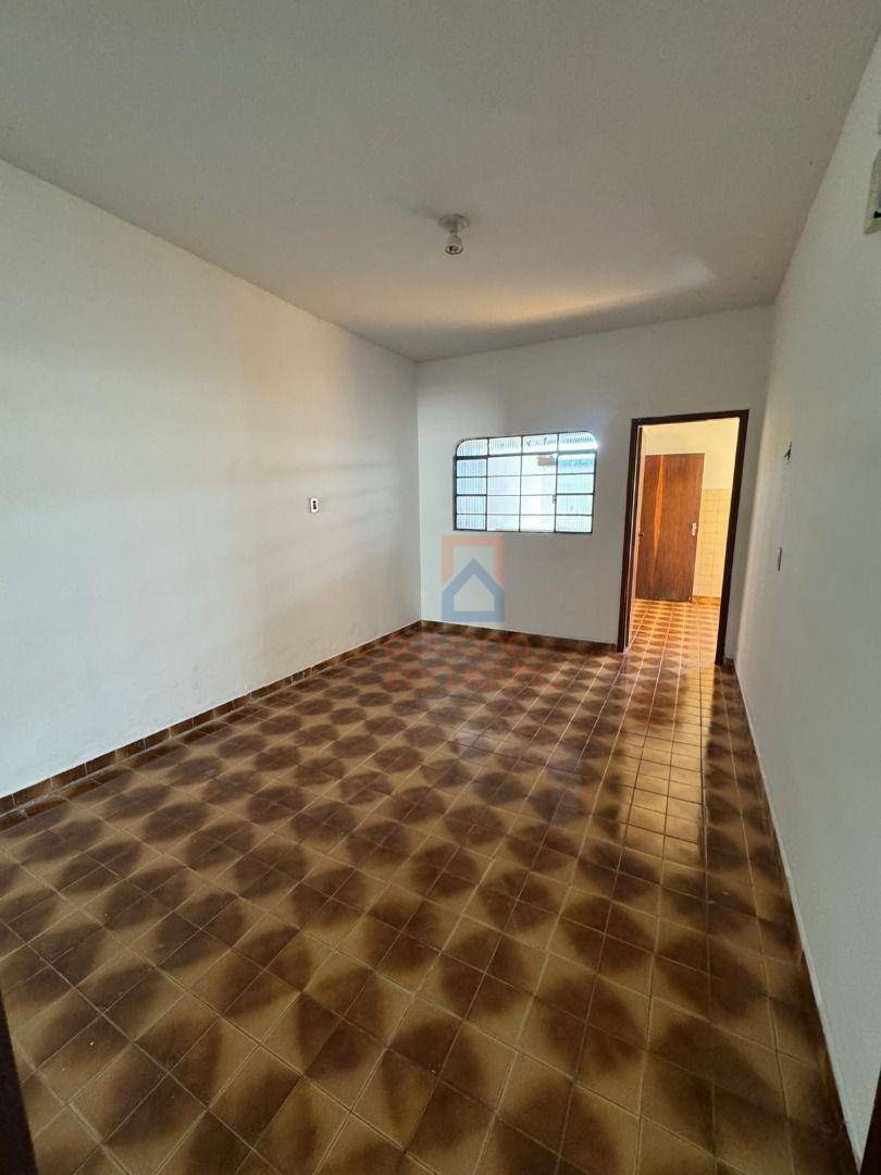 Casa para alugar com 3 quartos, 170m² - Foto 17