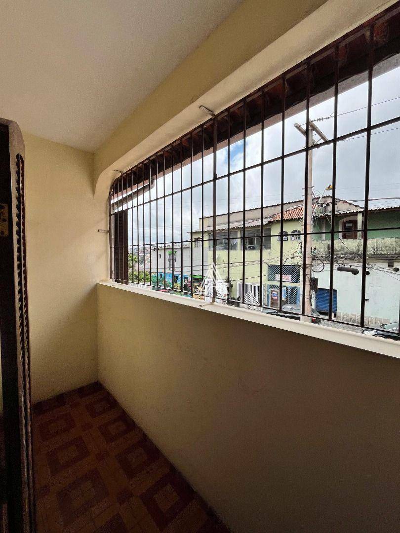 Sobrado à venda com 4 quartos, 182m² - Foto 99